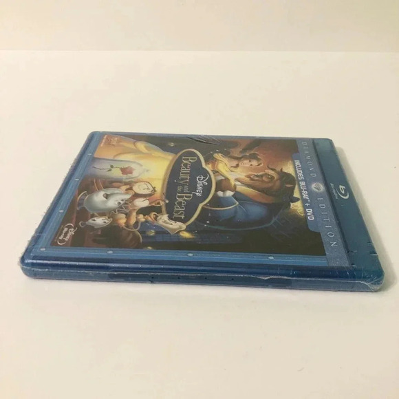 Beauty  and the Beast Blu-ray DVD 3 Disc Set Diamond Edition Sealed - Picture 6 of 13